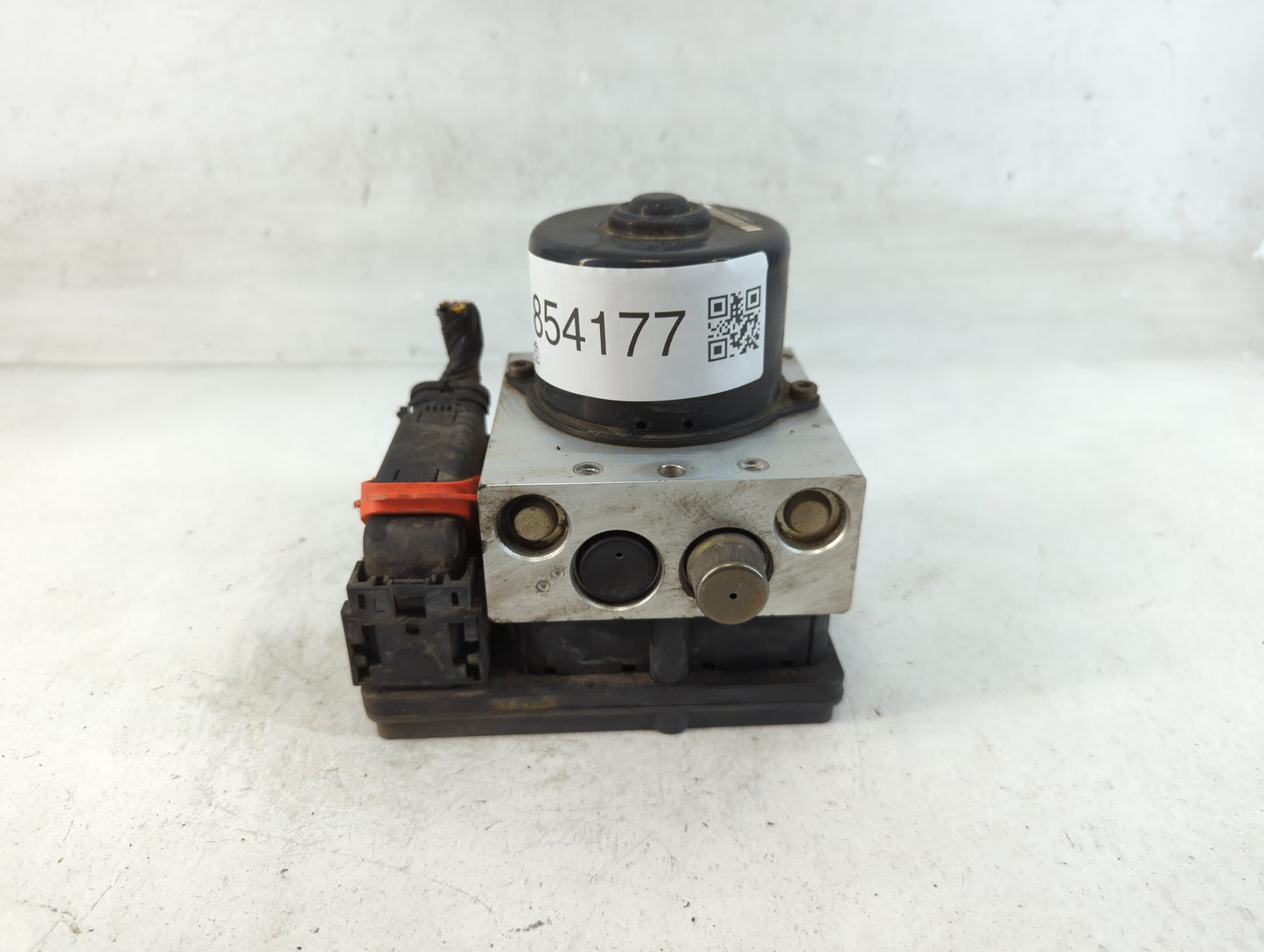 2003-2004 Nissan Xterra ABS Pump Control Module Replacement P/N:FWR3F 28D03 0925-00133 Fits Fits 2003 2004 OEM Used Auto Par