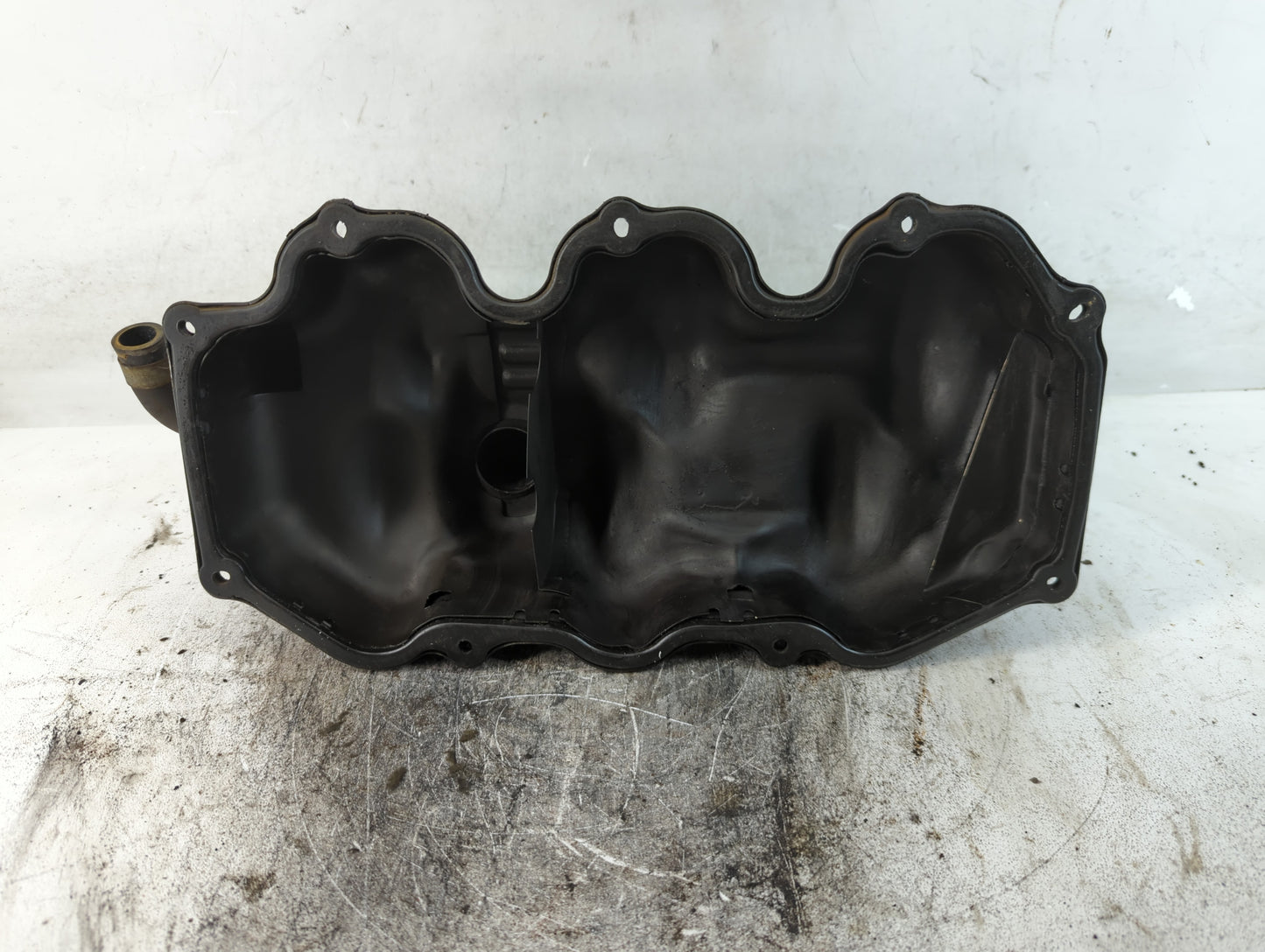 2000-2004 Nissan Xterra Air Intake Manifold Fits Fits 1998 1999 2000 2001 2002 2003 2004 OEM Used Auto Parts - Oemusedautopa