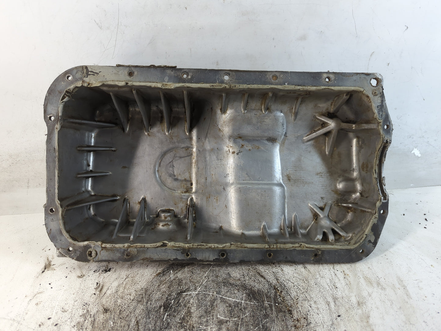 2000-2004 Nissan Xterra Engine Oil Pan Fits Fits 1998 1999 2000 2001 2002 2003 2004 OEM Used Auto Parts - Oemusedautoparts1.