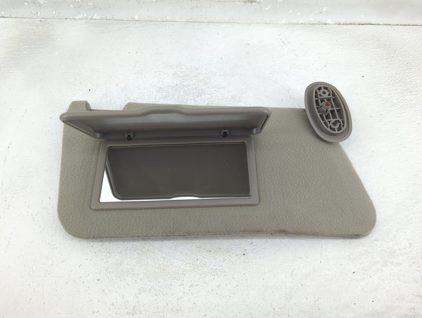 2000-2004 Oldsmobile Alero Sun Visor Shade Replacement Passenger Right Mirror Fits Fits 2000 2001 2002 2003 2004 2005 OEM Us