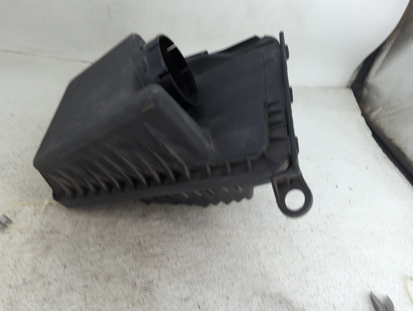 1999-2004 Oldsmobile Alero Air Cleaner Intake-duct Hose Tube 1495483 - Oemusedautoparts1.com