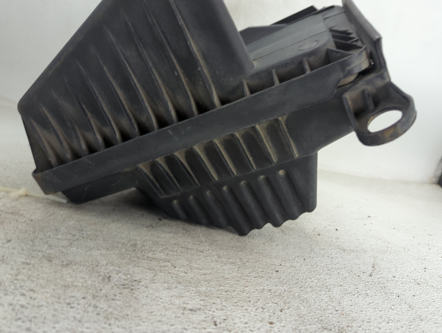 1999-2004 Oldsmobile Alero Air Cleaner Intake-duct Hose Tube 1495483 - Oemusedautoparts1.com