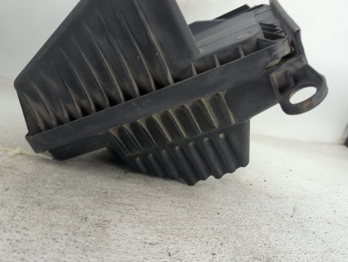 1999-2004 Oldsmobile Alero Air Cleaner Intake-duct Hose Tube 1495483 - Oemusedautoparts1.com