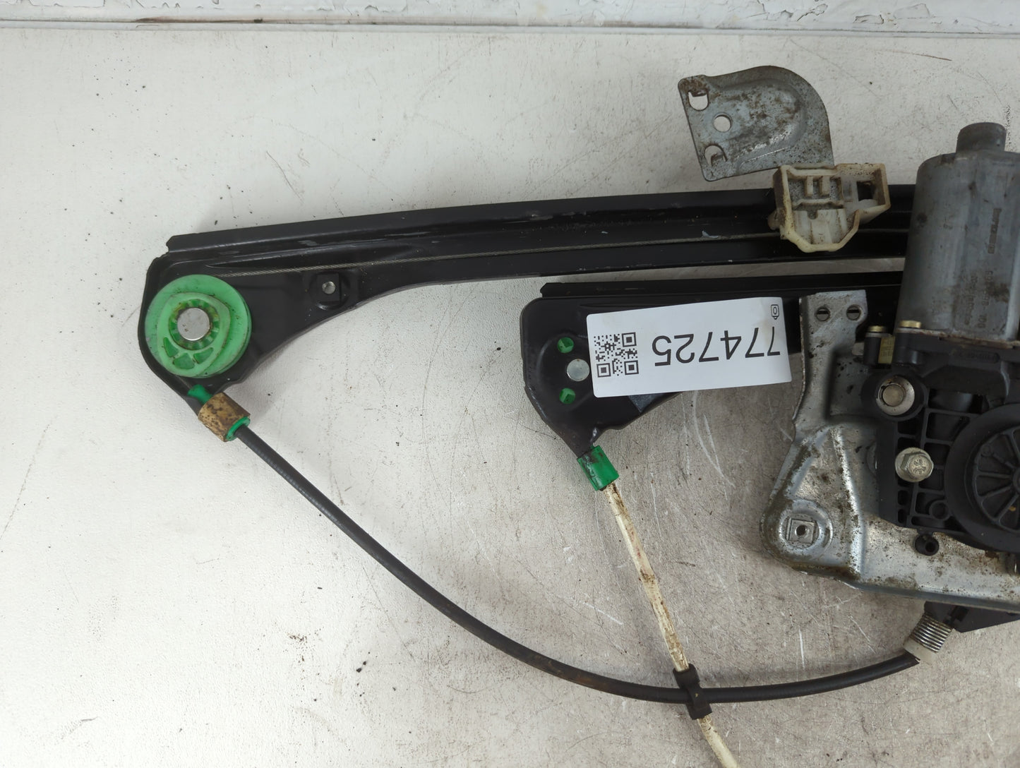 1999-2004 Oldsmobile Alero Driver Left Front Window Regulator - Oemusedautoparts1.com