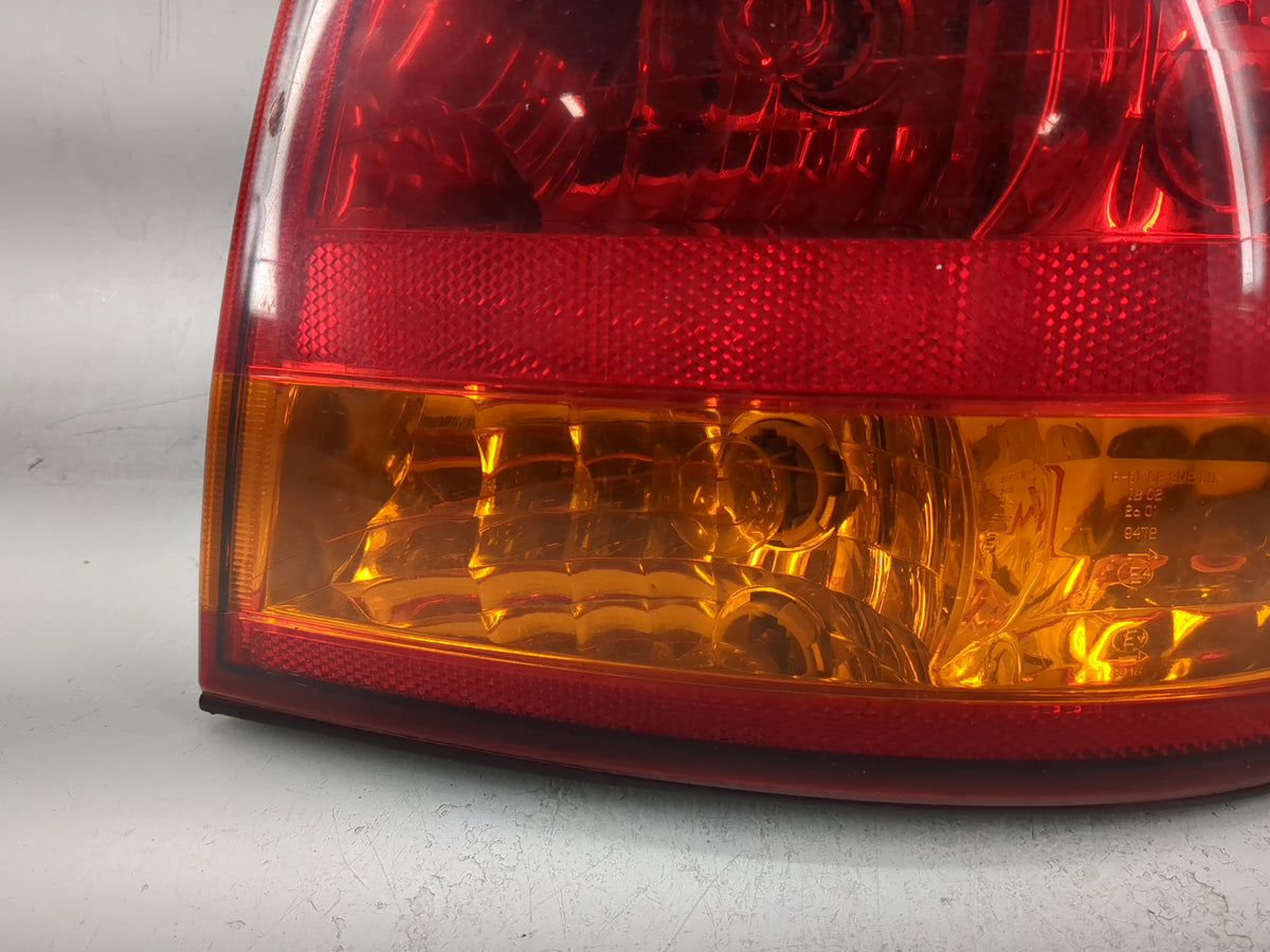 1999-2004 Oldsmobile Alero Driver Left Side Deck Lid Mounted Tail Light 993487 - Oemusedautoparts1.com