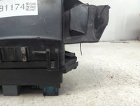 2002-2003 Oldsmobile Bravada Fusebox Fuse Box Panel Relay Module P/N:16319784 C-8608-1J0, 12193602, 12193604 Fits Fits 2002 