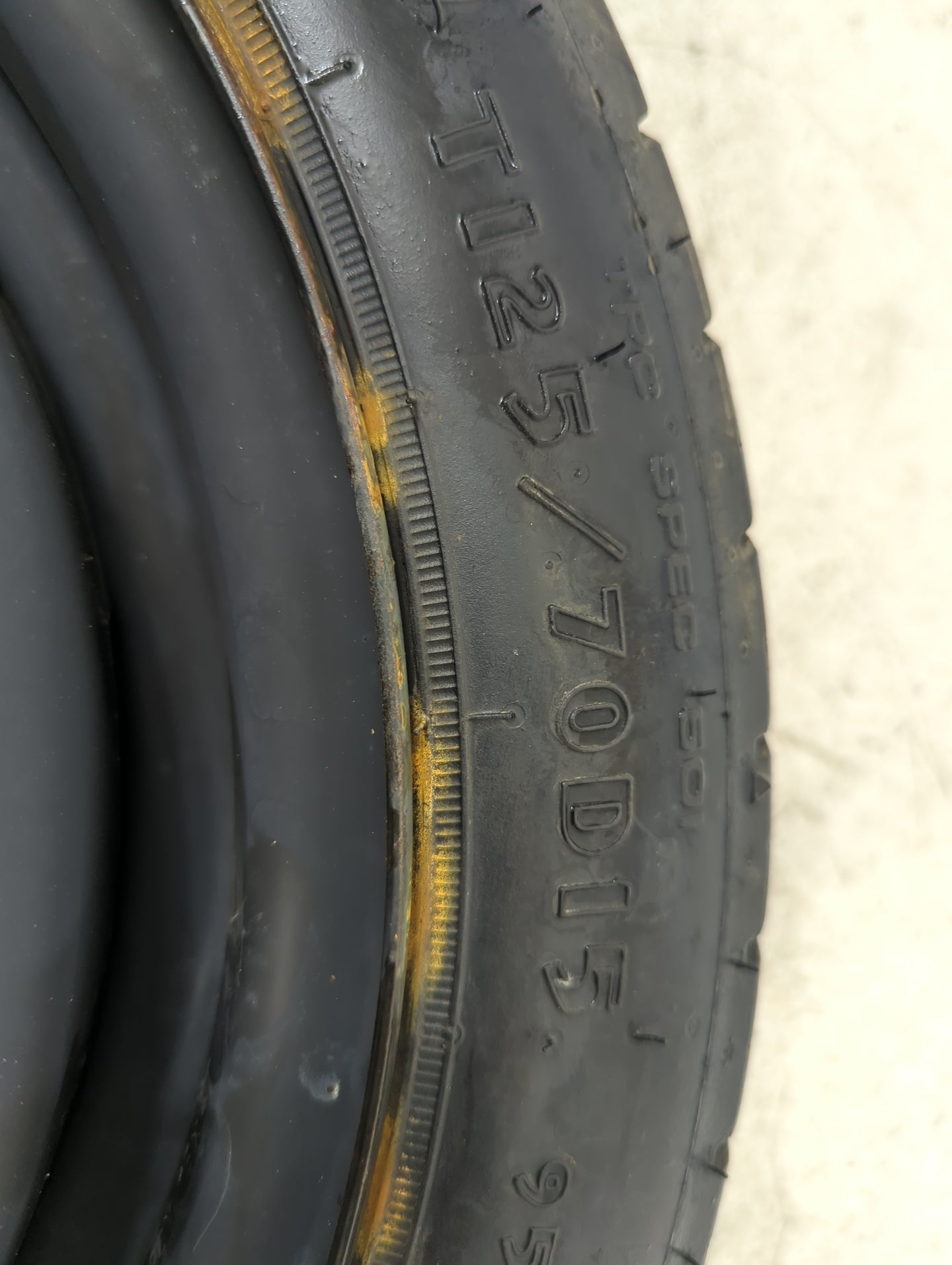 2003 Oldsmobile Alero Alero Spare Donut Tire Wheel Rim Oem - Oemusedautoparts1.com