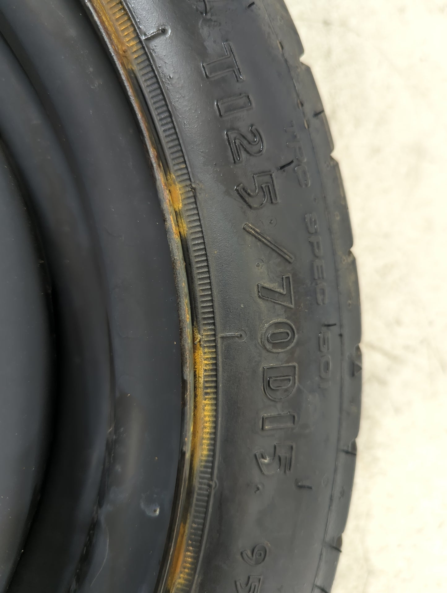 2003 Oldsmobile Alero Alero Spare Donut Tire Wheel Rim Oem - Oemusedautoparts1.com