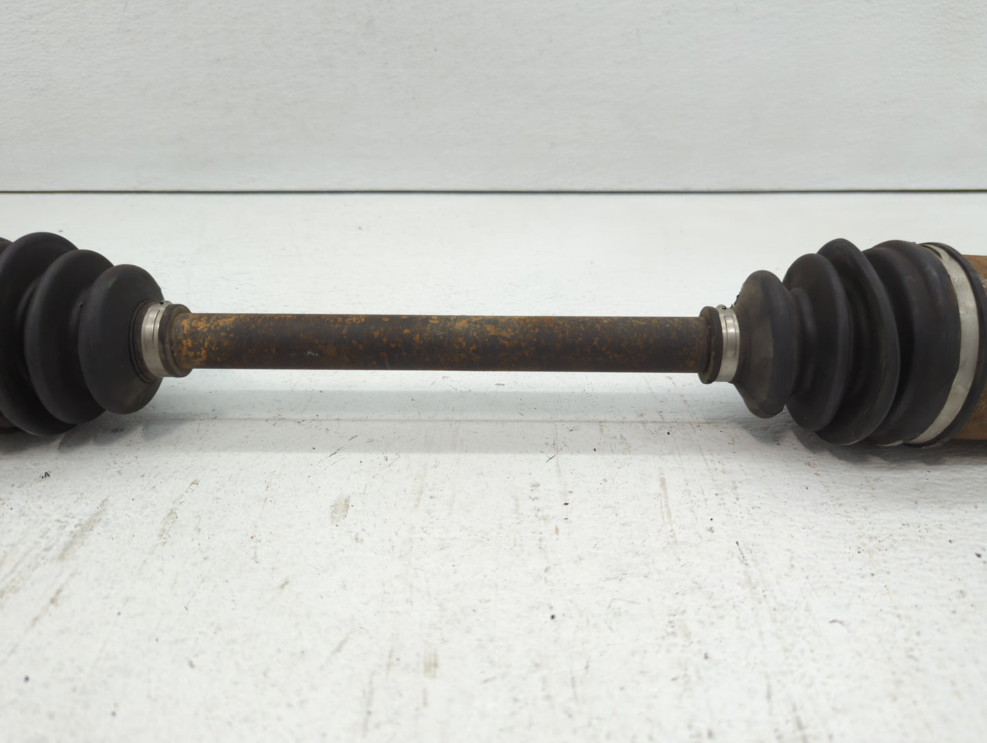 2001-2005 Pontiac Aztek Axle Shaft Rear Driver Cv C/v - Oemusedautoparts1.com