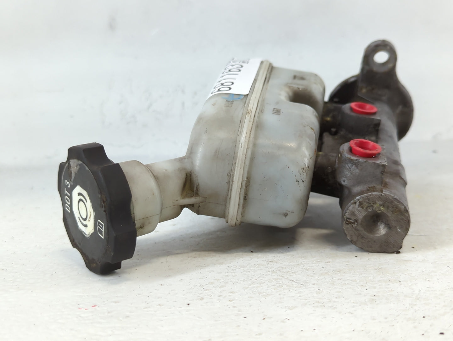 2001-2005 Pontiac Aztek Brake Master Cylinder - Oemusedautoparts1.com