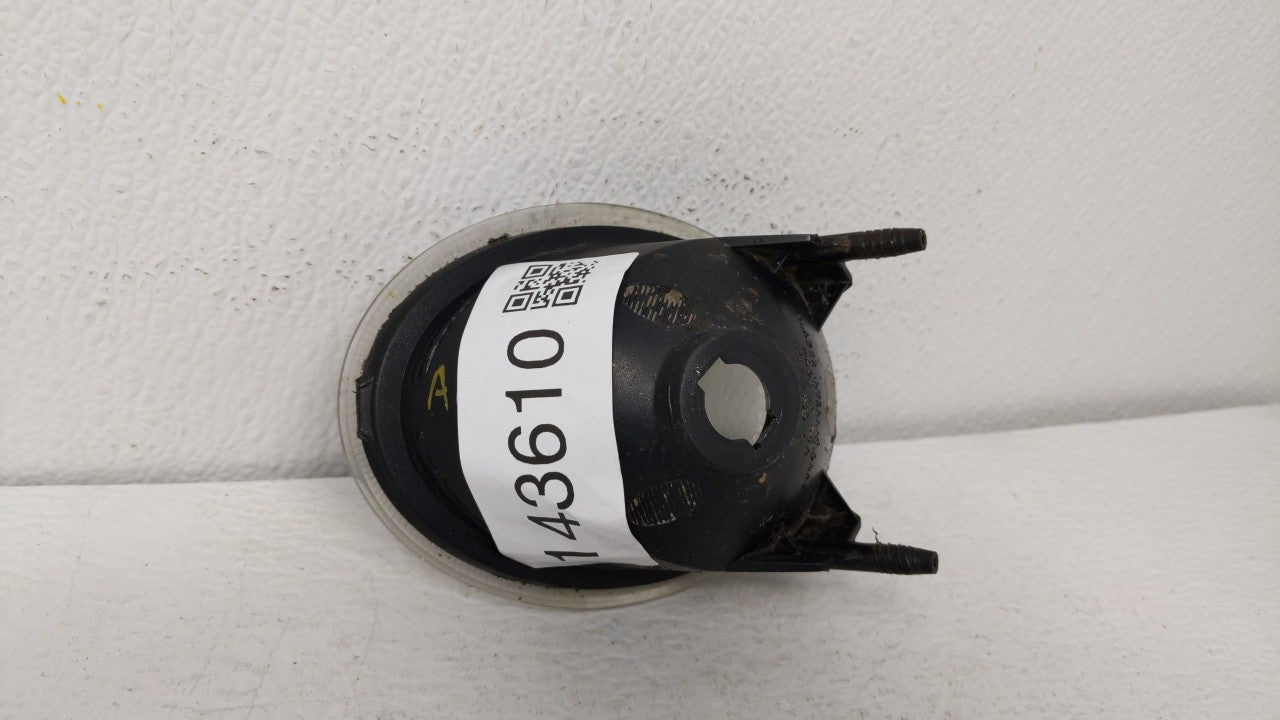 1999-2005 Pontiac Grand Am Tail Light Assembly Passenger Right OEM Fits Fits 1999 2000 2001 2002 2003 2004 2005 OEM Used Aut