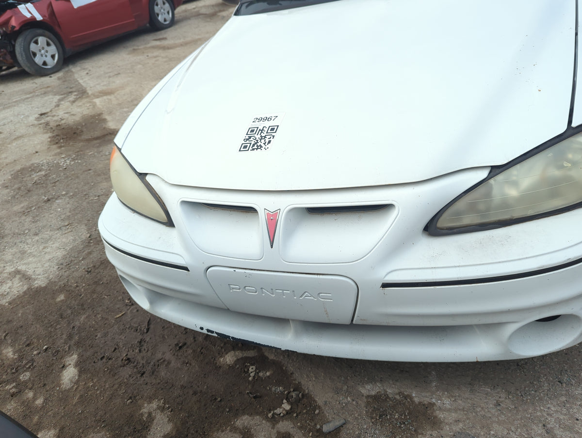 1999-2005 Pontiac Grand Am Front Grille Bumper Not Included 5018042 - Oemusedautoparts1.com