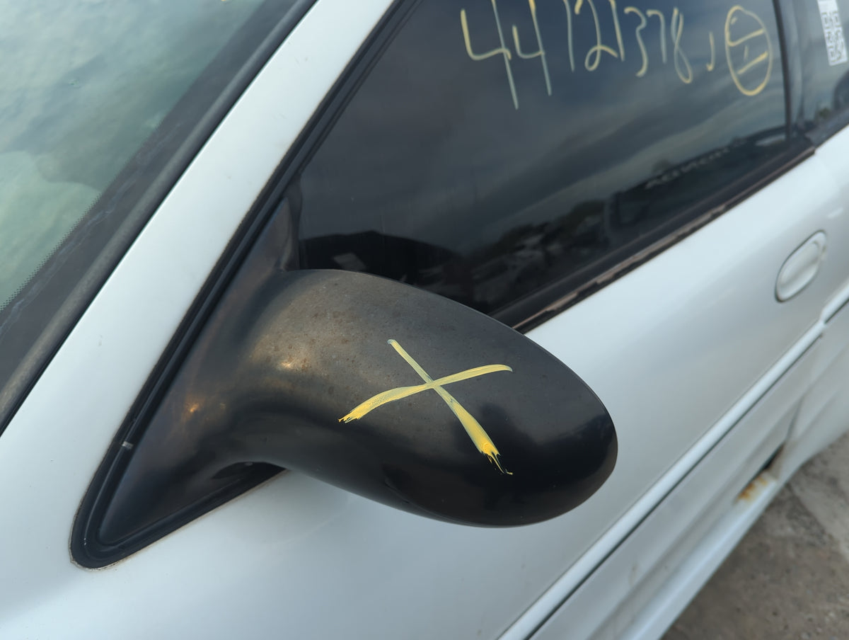 2002-2005 Pontiac Grand Am Driver Side View Mirror - Left Door Mirror OEM Used - Oemusedautoparts1.com