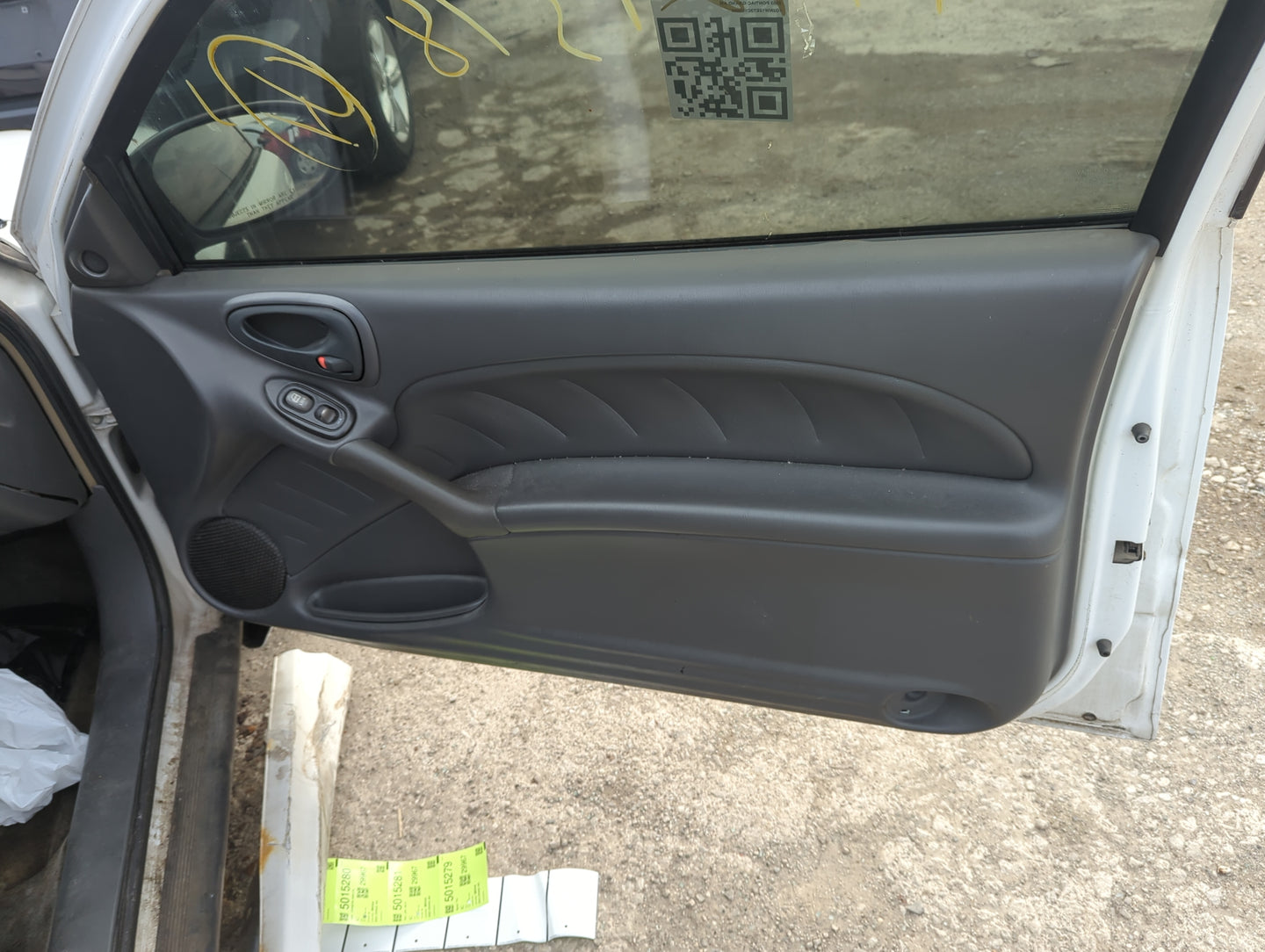 2003 Pontiac Grand Am Front Right Passenger Interior Door Panel Trim - Oemusedautoparts1.com