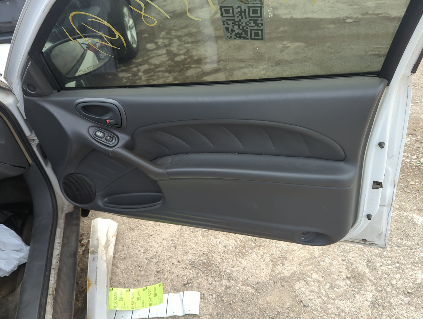 2003 Pontiac Grand Am Front Right Passenger Interior Door Panel Trim - Oemusedautoparts1.com