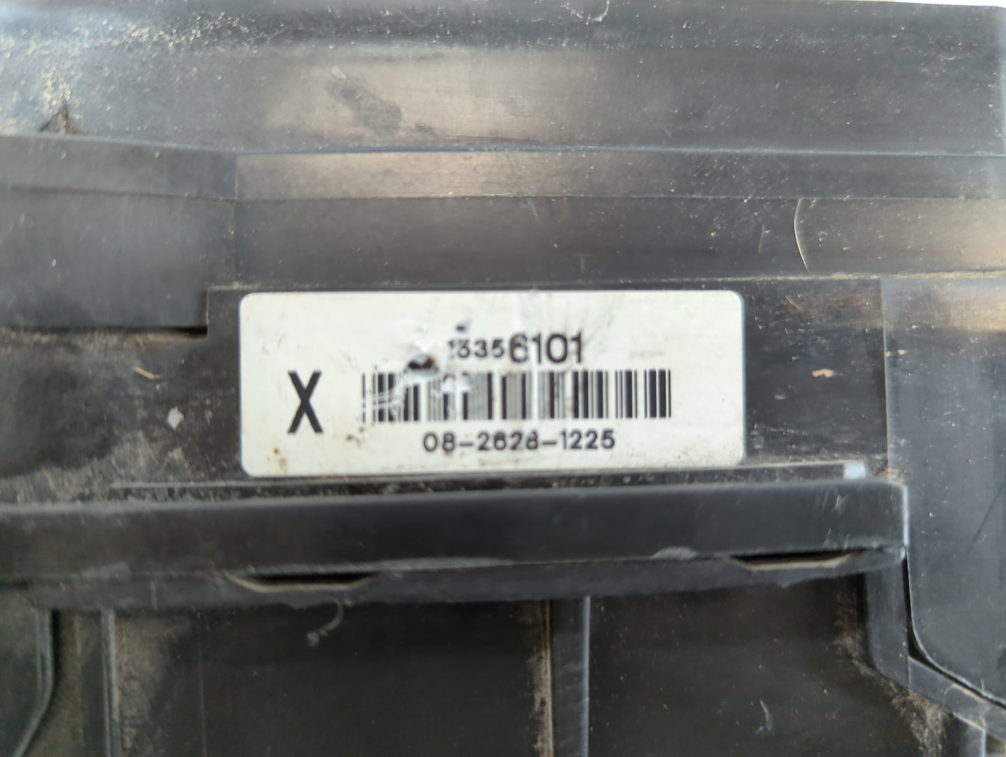 2003-2005 Pontiac Grand Am Fusebox Fuse Box Panel Relay Module P/N:22718487 Fits Fits 2003 2004 2005 OEM Used Auto Parts - O