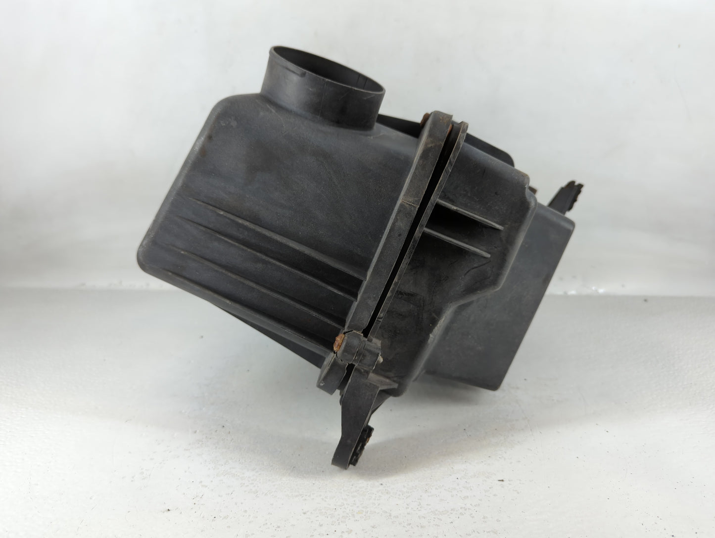 2002-2005 Pontiac Grand Am Air Cleaner Intake-duct Hose Tube - Oemusedautoparts1.com