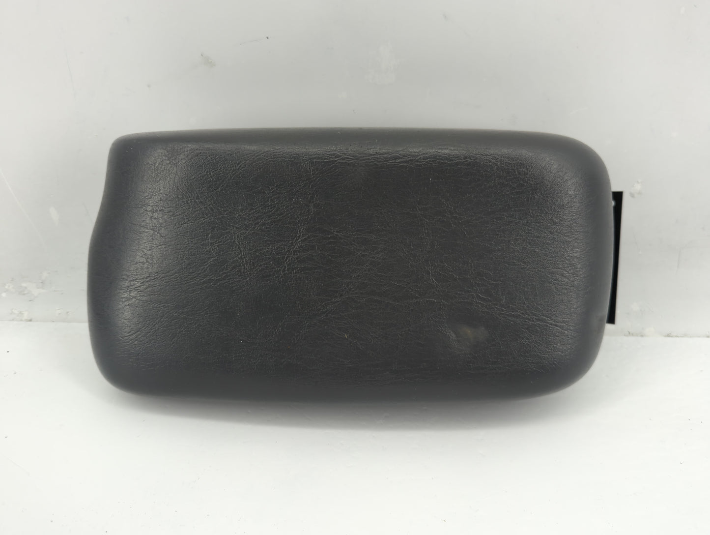 2002-2005 Pontiac Grand Am Center Console Armrest Cover Lid Fits Fits 2002 2003 2004 2005 OEM Used Auto Parts - Oemusedautop