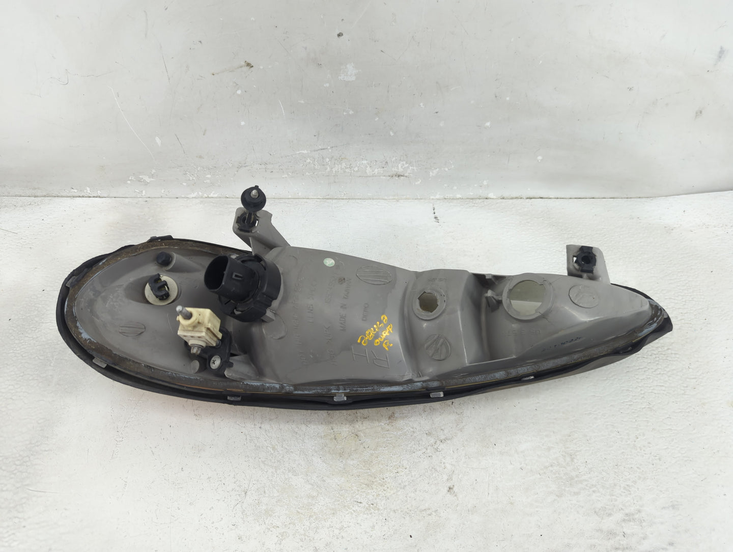 1999-2005 Pontiac Grand Am Passenger Right Oem Head Light Headlight Lamp - Oemusedautoparts1.com