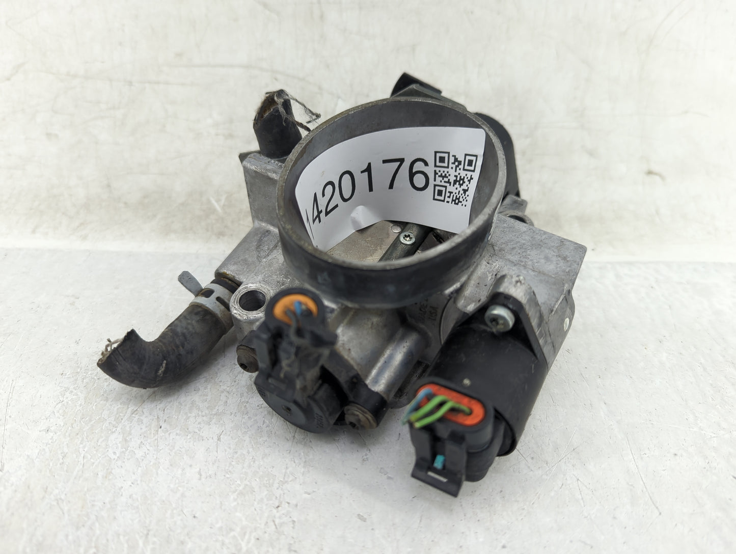 2001-2003 Pontiac Grand Prix Throttle Body Fits Fits 2001 2002 2003 2004 2005 OEM Used Auto Parts - Oemusedautoparts1.com