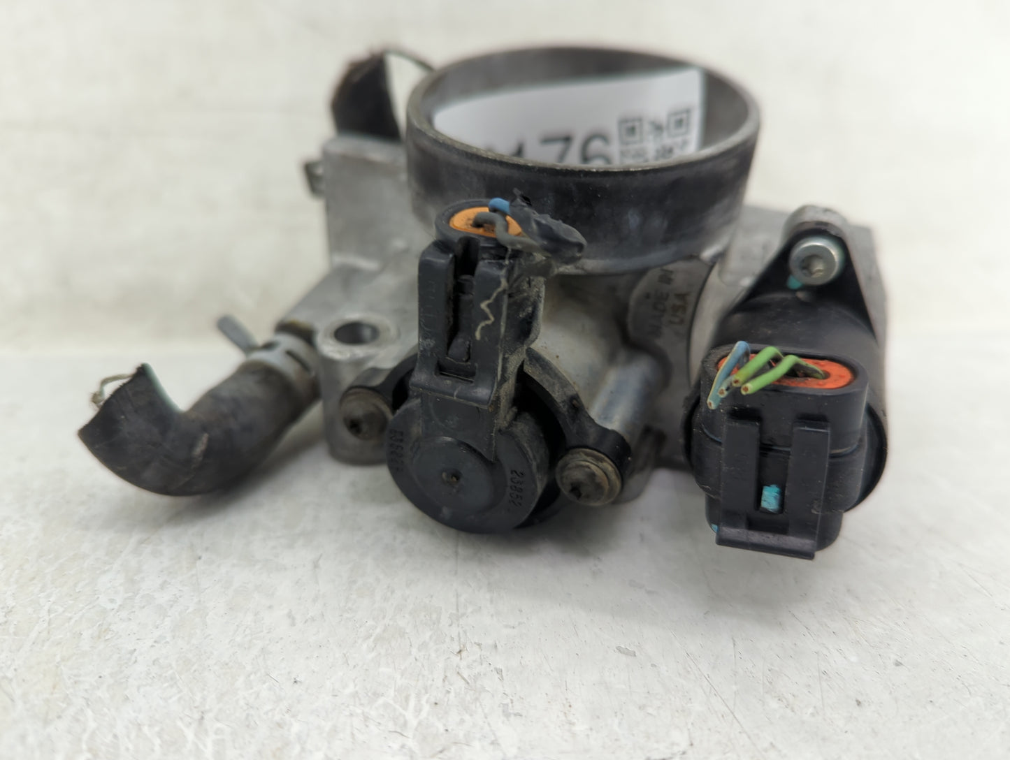 2001-2003 Pontiac Grand Prix Throttle Body Fits Fits 2001 2002 2003 2004 2005 OEM Used Auto Parts - Oemusedautoparts1.com