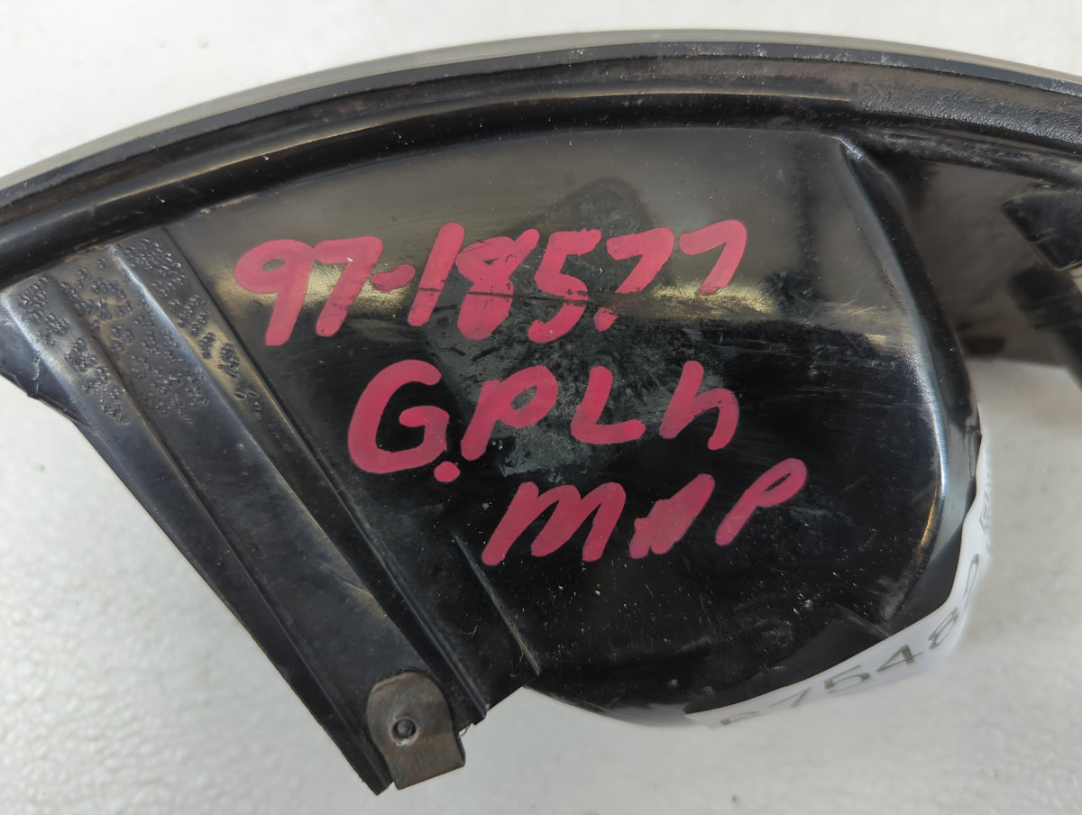 2003 Pontiac Grand Prix Left Upper Corner Light - Oemusedautoparts1.com