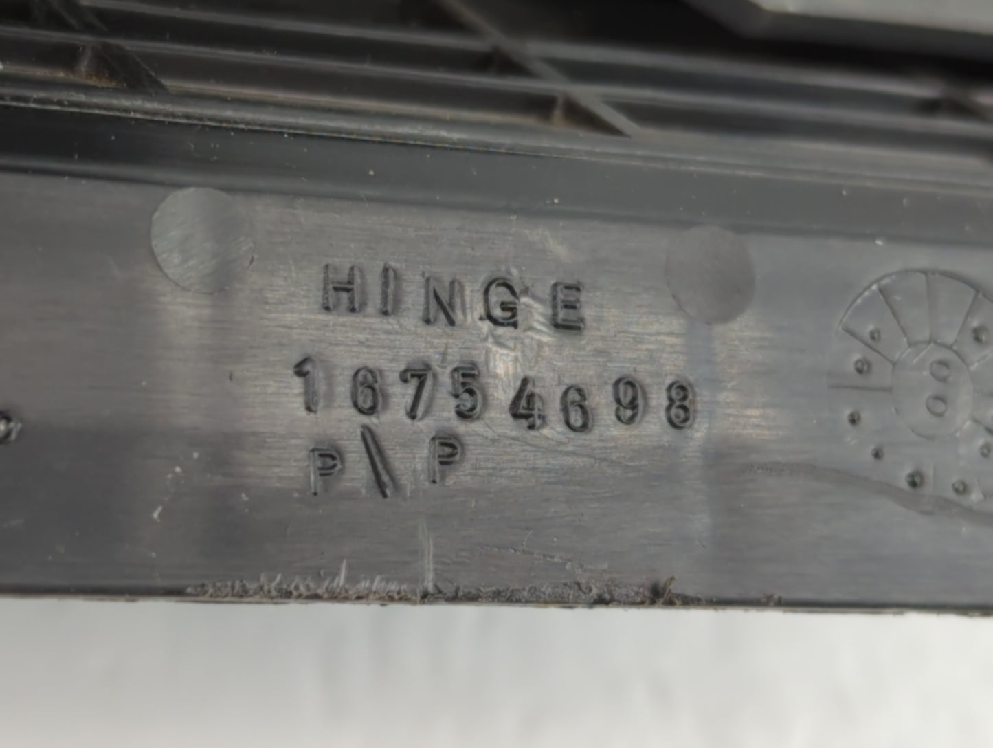 2003 Pontiac Grand Prix Passenger Glove Box Door Storage Compartment - Oemusedautoparts1.com