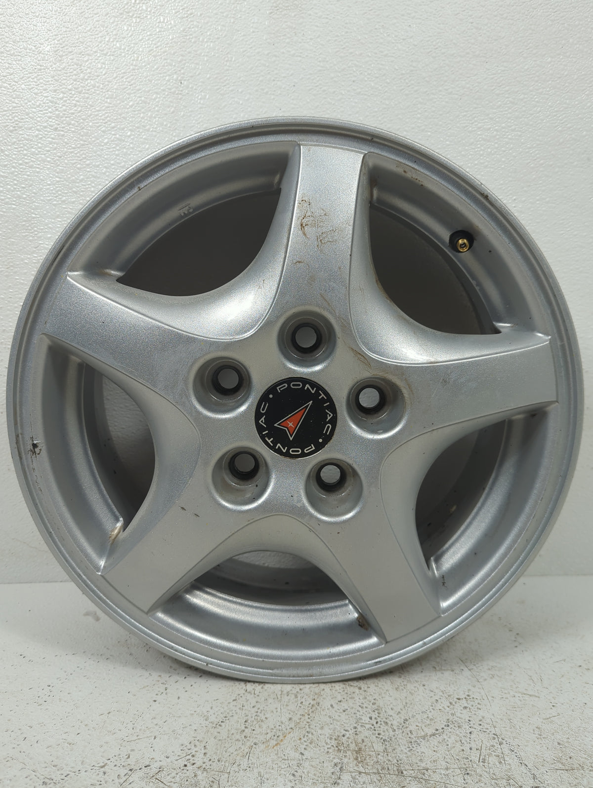 2003 Pontiac Montana Oem Wheel Rim 1401875 - Oemusedautoparts1.com