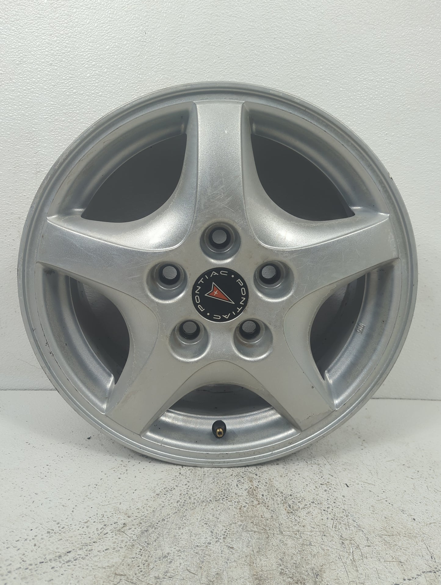2003 Pontiac Montana Oem Wheel Rim 1401877 - Oemusedautoparts1.com