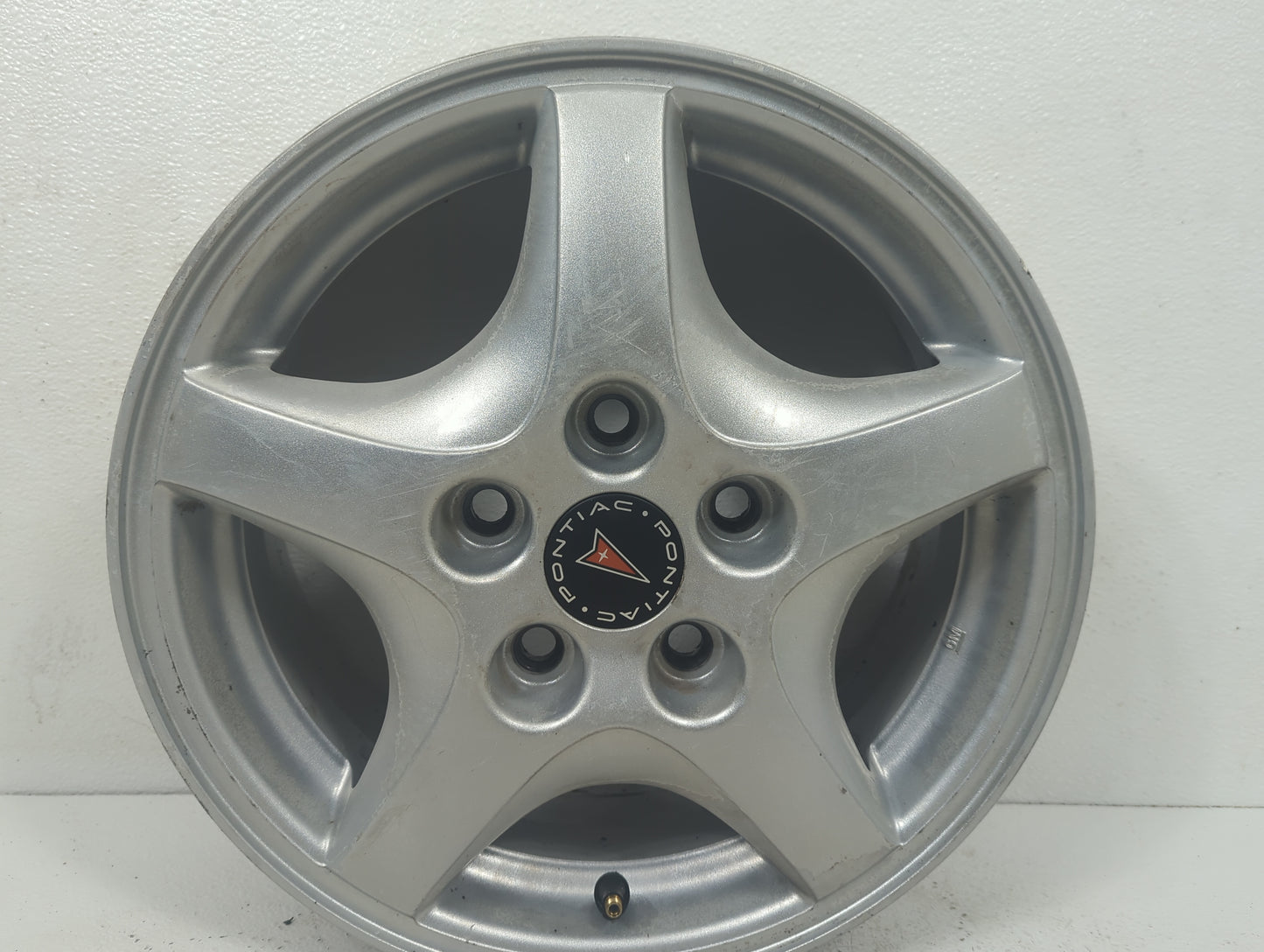 2003 Pontiac Montana Oem Wheel Rim 1401877 - Oemusedautoparts1.com
