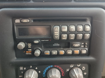 compare product 2000-2005 Pontiac Montana Radio AM FM Cd Player Receiver Replacement Fits Fits 2000 2001 2002 2003 2004 2005 OEM Used Auto Parts