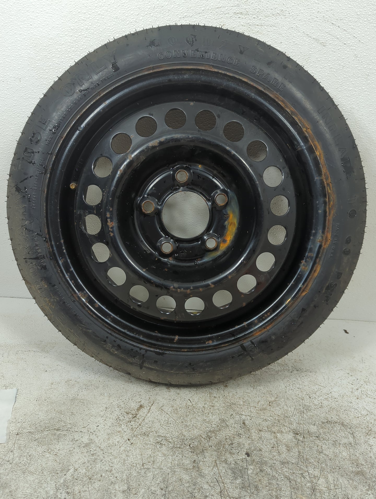 2000-2004 Pontiac Montana Spare Donut Tire Wheel Rim Oem - Oemusedautoparts1.com