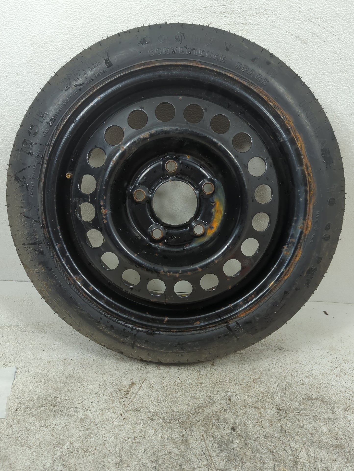 2000-2004 Pontiac Montana Spare Donut Tire Wheel Rim Oem - Oemusedautoparts1.com
