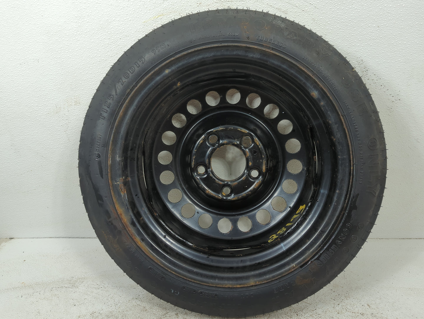 2000-2004 Pontiac Montana Spare Donut Tire Wheel Rim Oem - Oemusedautoparts1.com