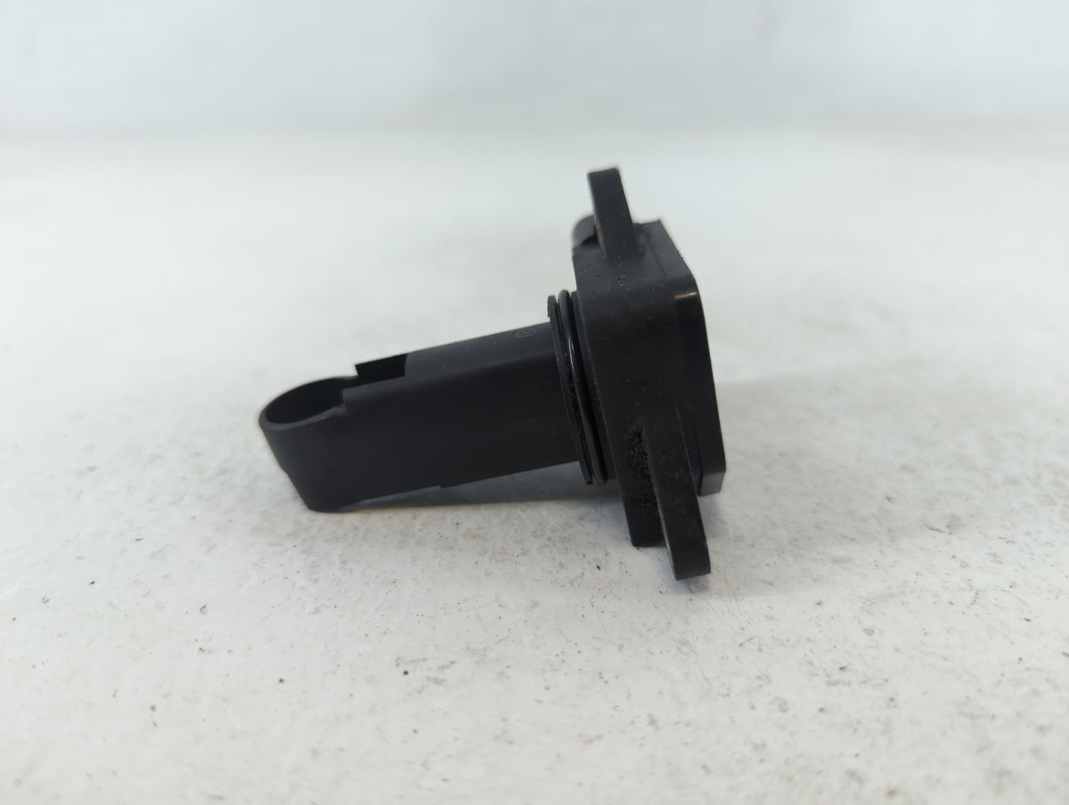 2003-2006 Pontiac Vibe Mass Air Flow Meter Maf Sensor - Oemusedautoparts1.com
