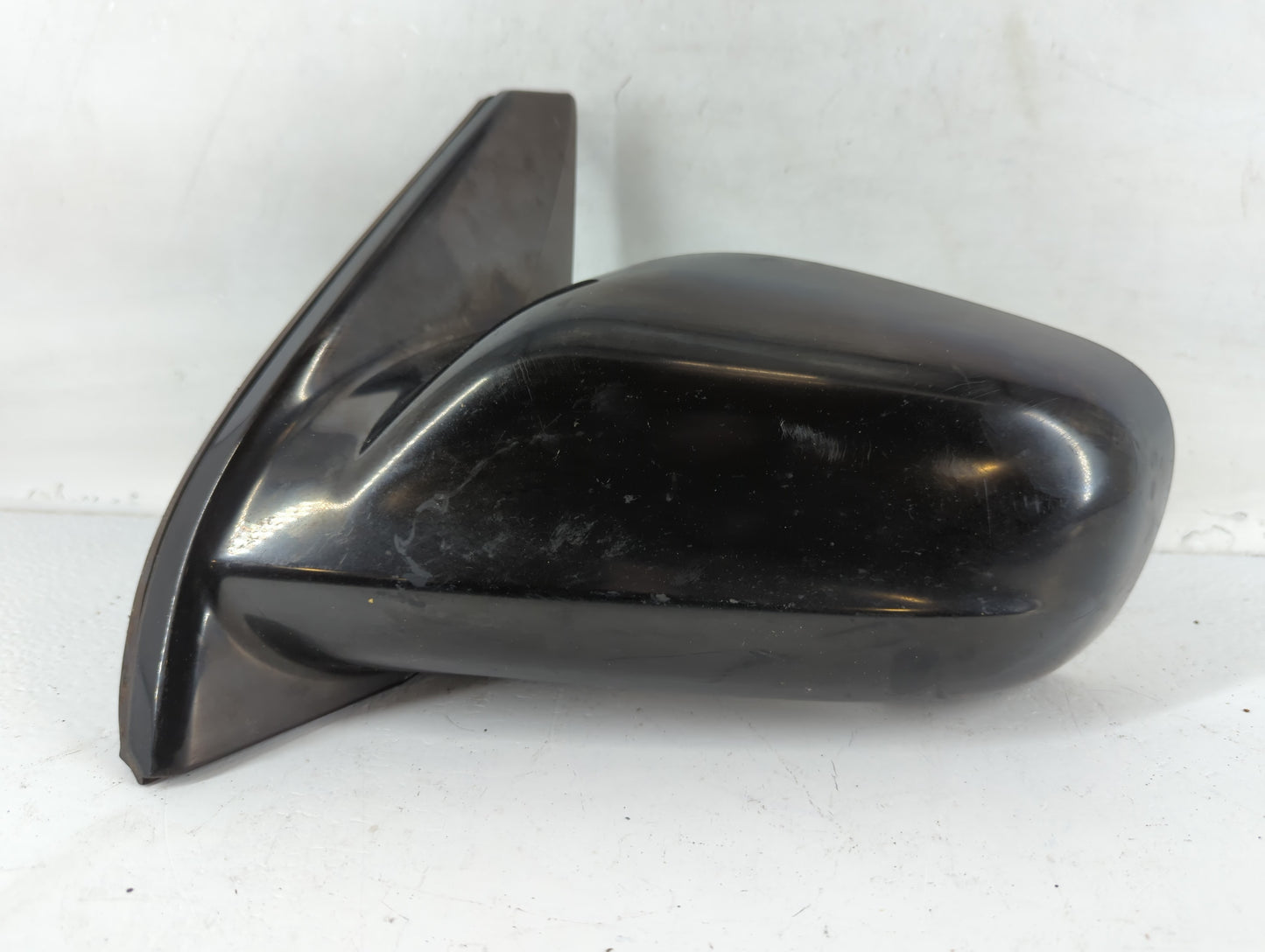 2003-2004 Pontiac Vibe Driver Side View Mirror - Left Door Mirror OEM Used - Oemusedautoparts1.com