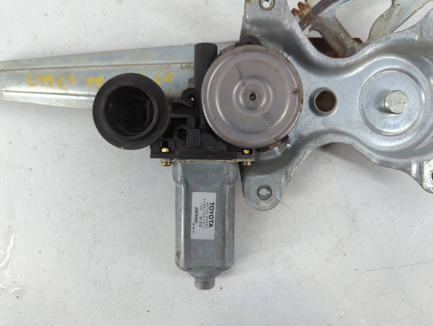 2003-2008 Pontiac Vibe Used Window Regulator Right Passenger Rear - Oemusedautoparts1.com