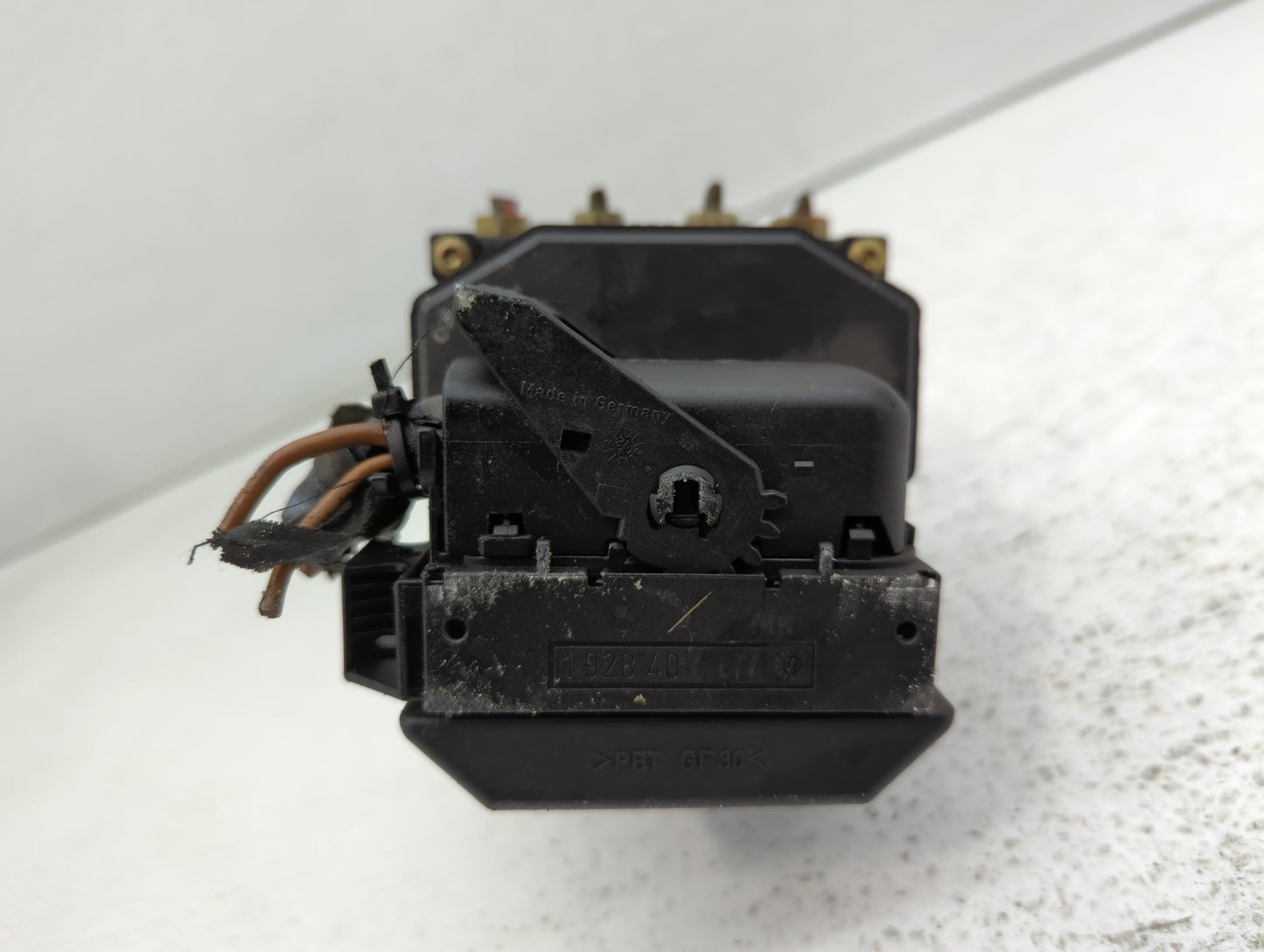 2003-2004 Porsche Boxster ABS Pump Control Module Replacement P/N:996 355 755 Fits Fits 2003 2004 2005 OEM Used Auto Parts -