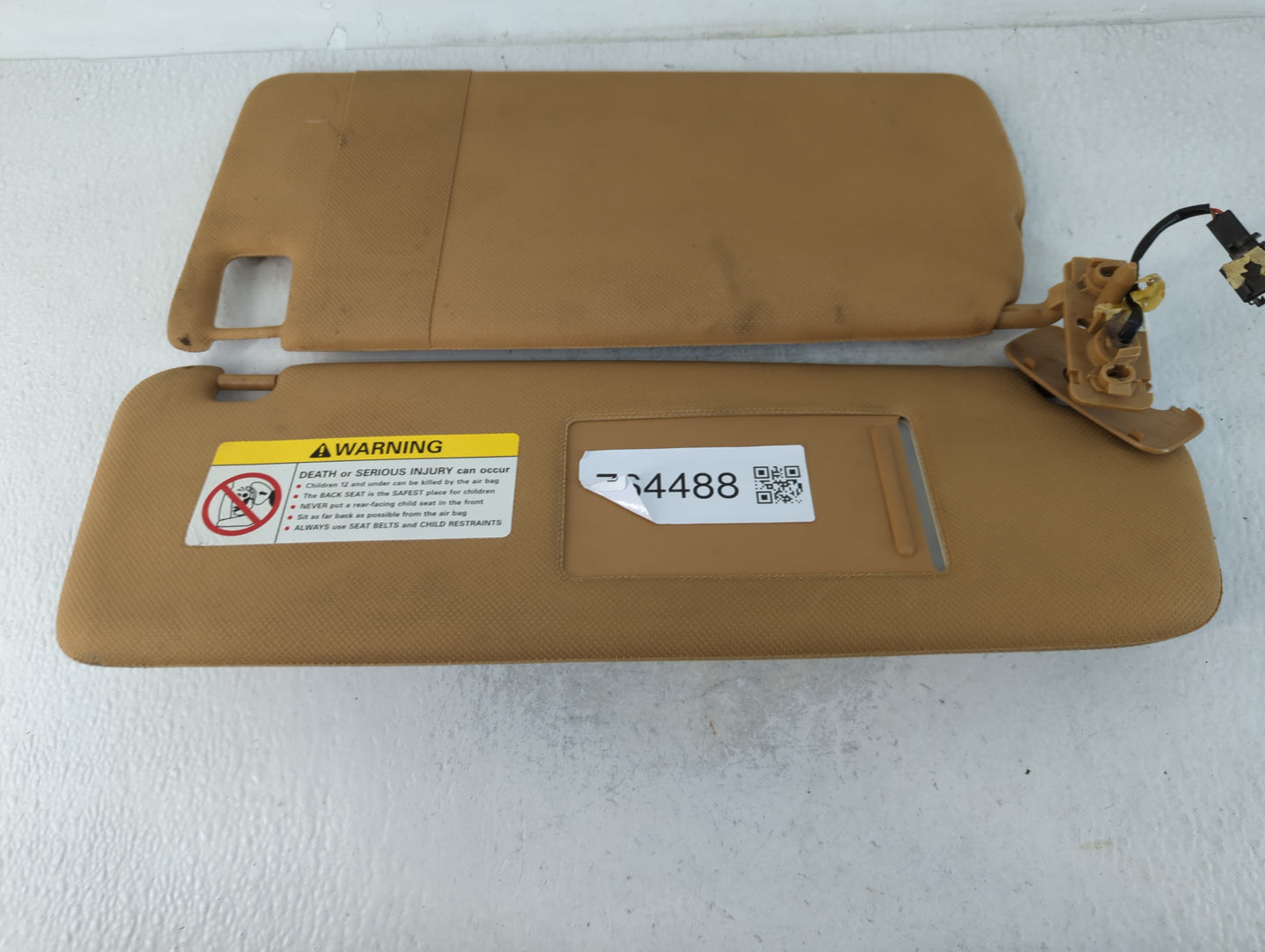 2003-2005 Porsche Cayenne Sun Visor Shade Replacement Passenger Right Mirror Fits Fits 2003 2004 2005 OEM Used Auto Parts - 