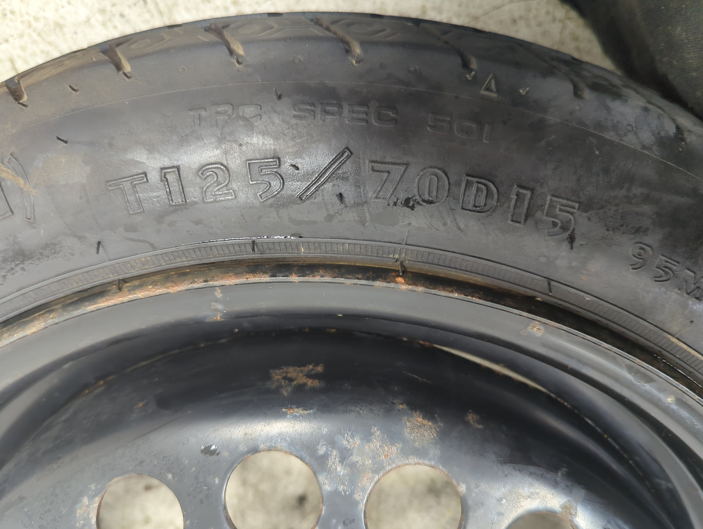 2003 Regal (also See Somerset 85-87) Regal Spare Donut Tire Wheel Rim Oem - Oemusedautoparts1.com