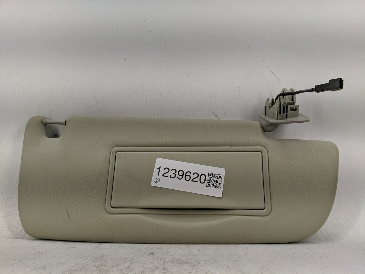 2003 Saab 9-3 Sun Visor Shade Replacement Passenger Right Mirror Fits OEM Used Auto Parts - Oemusedautoparts1.com