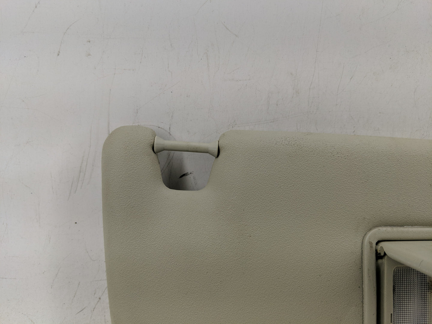 2003 Saab 9-3 Sun Visor Shade Replacement Passenger Right Mirror Fits OEM Used Auto Parts - Oemusedautoparts1.com
