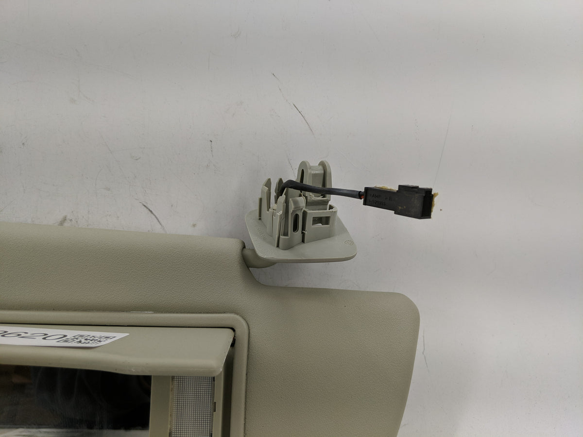 2003 Saab 9-3 Sun Visor Shade Replacement Passenger Right Mirror Fits OEM Used Auto Parts - Oemusedautoparts1.com