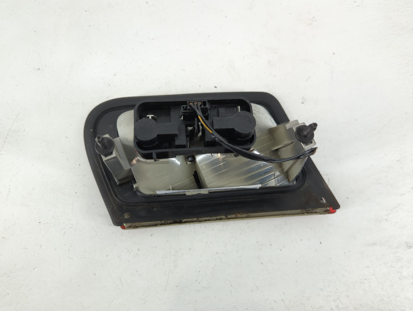 2003 Saab 9-3 Tail Light Assembly Passenger Right OEM Fits OEM Used Auto Parts - Oemusedautoparts1.com