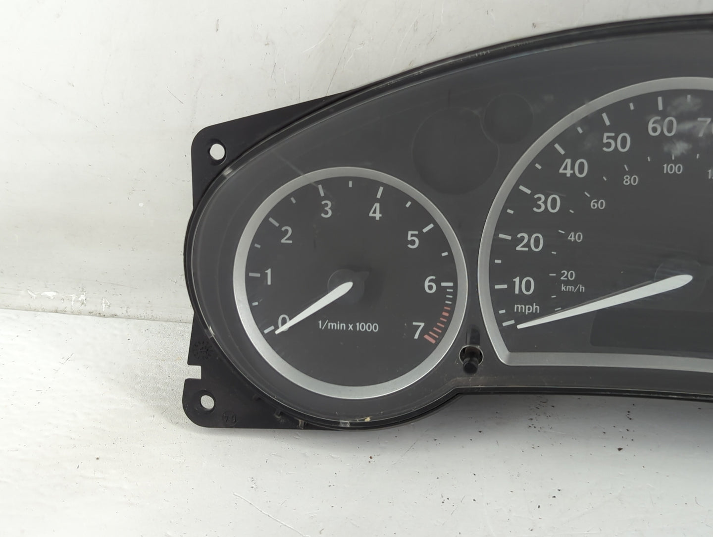 2002-2003 Saab 9-3 Instrument Cluster Speedometer Gauges P/N:6 033 EC0 422 Fits Fits 2002 2003 OEM Used Auto Parts - Oemused