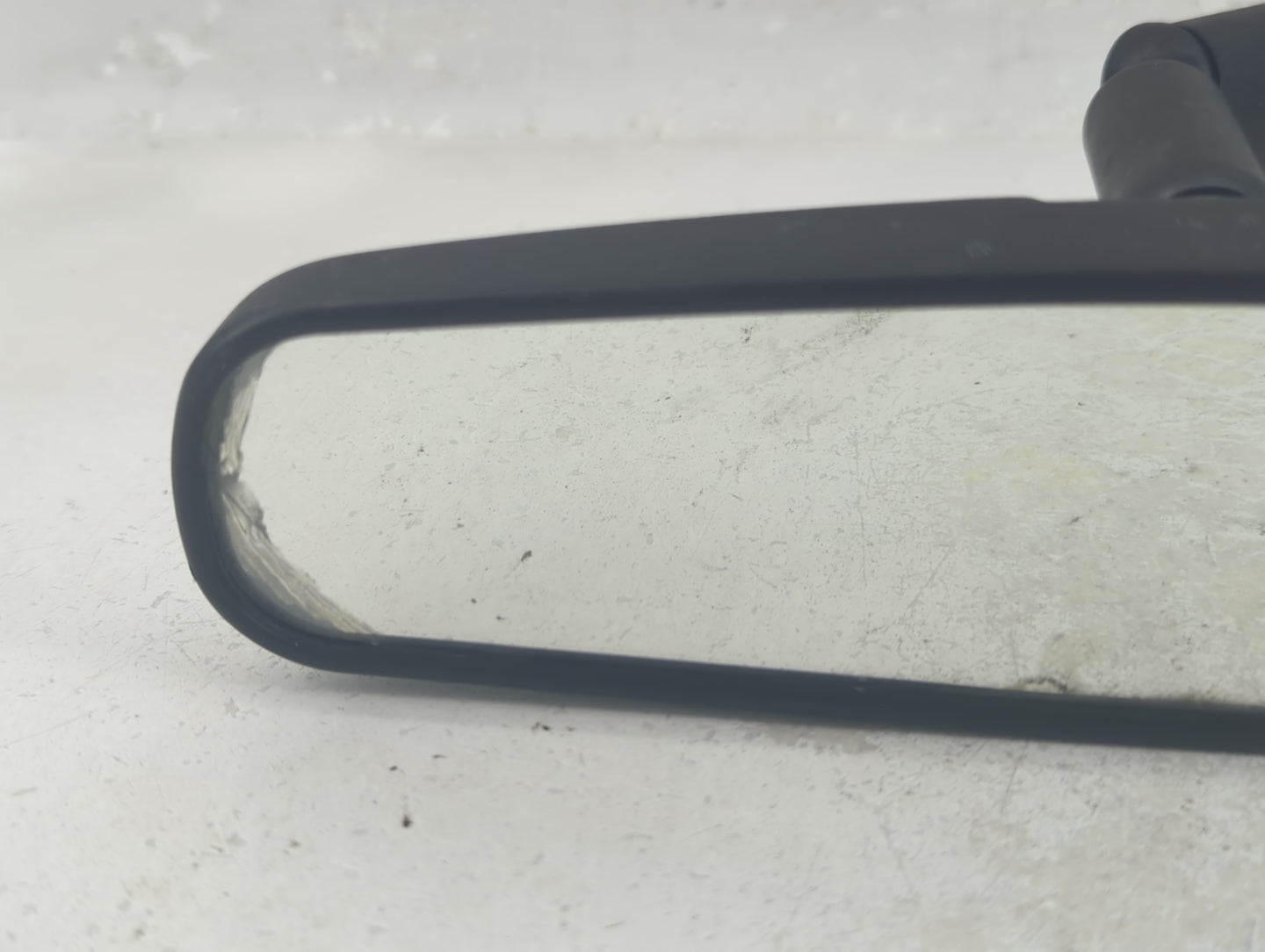 2003 Saab 9-5 Interior Rear View Mirror Replacement OEM P/N:E8011082 Fits OEM Used Auto Parts - Oemusedautoparts1.com