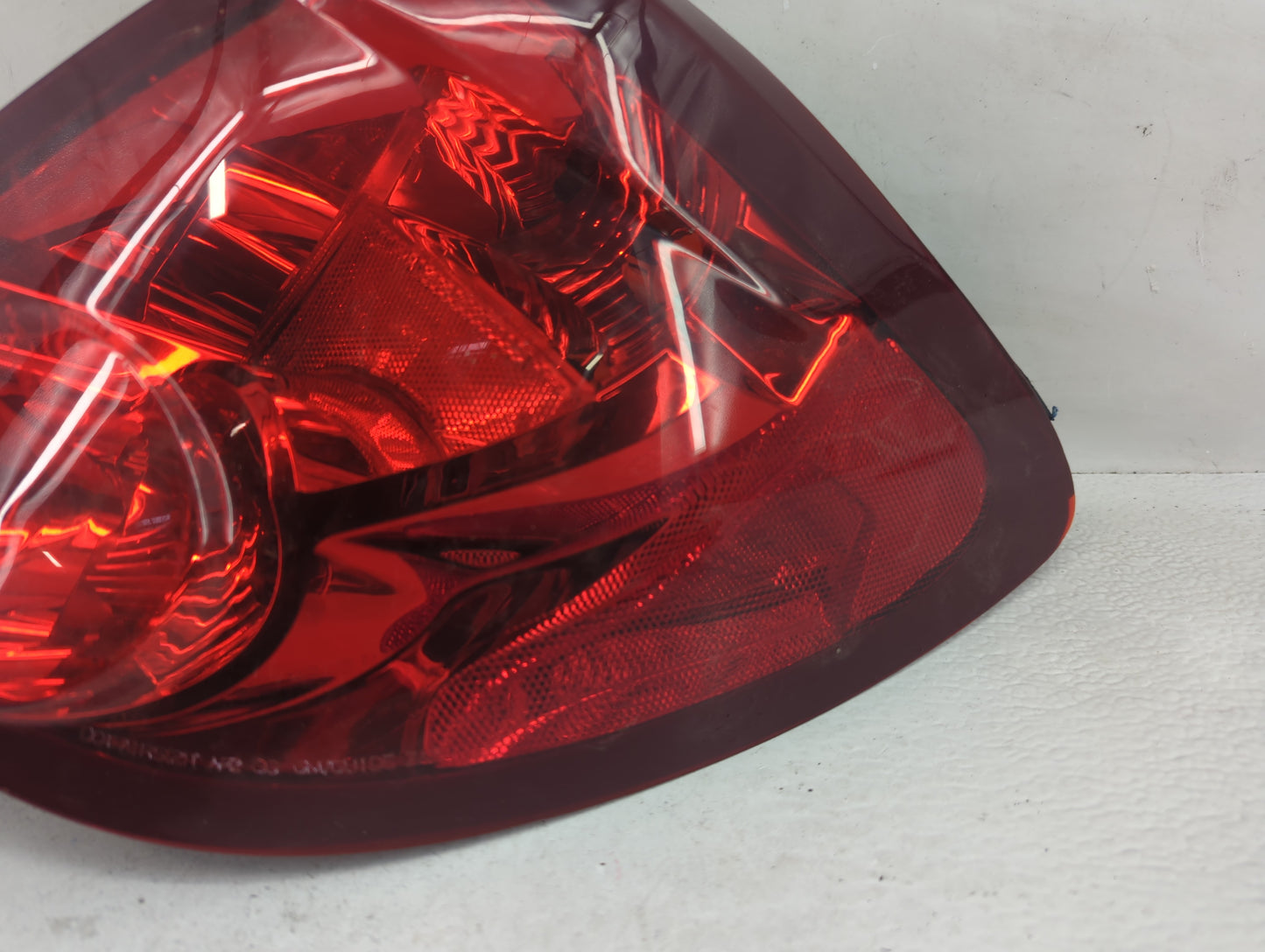 2003-2007 Saturn Ion Tail Light Assembly Passenger Right OEM Fits Fits 2003 2004 2005 2006 2007 OEM Used Auto Parts - Oemuse