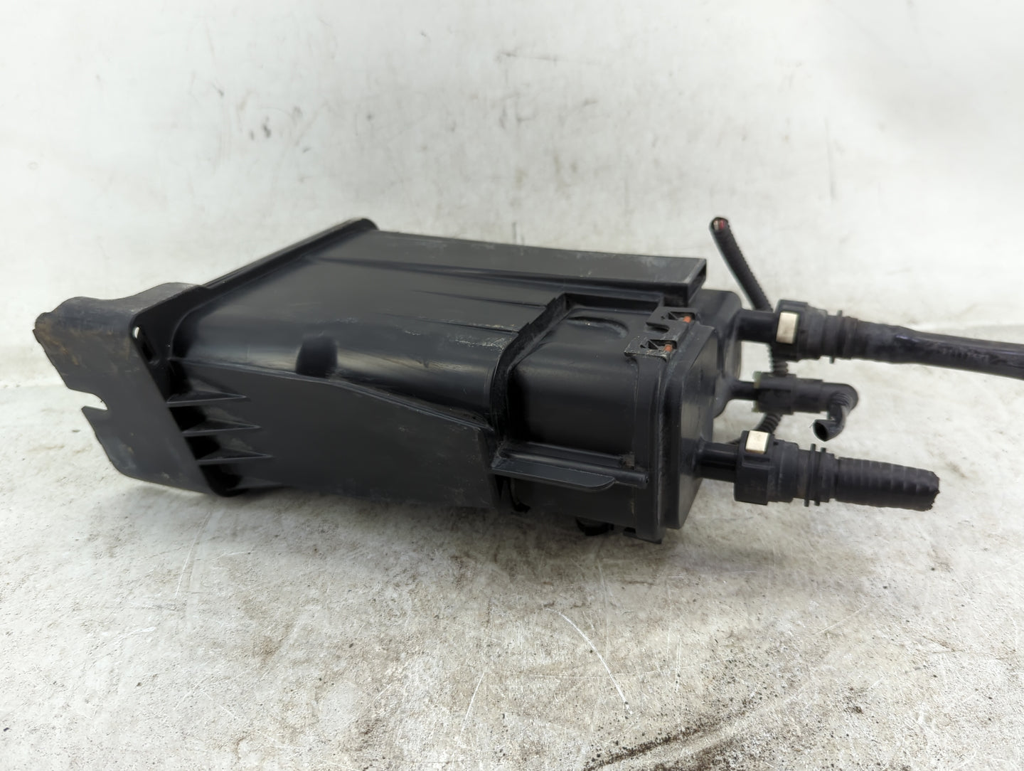 2003 Saturn Ion Fuel Vapor Charcoal Canister - Oemusedautoparts1.com