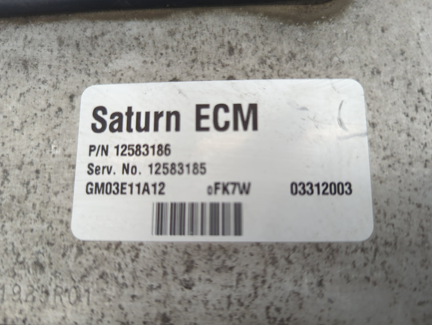 2003 Saturn Ion PCM Engine Control Computer ECU ECM PCU OEM P/N:12583186, 12583185, GM03E11A12 Fits OEM Used Auto Parts - Oe