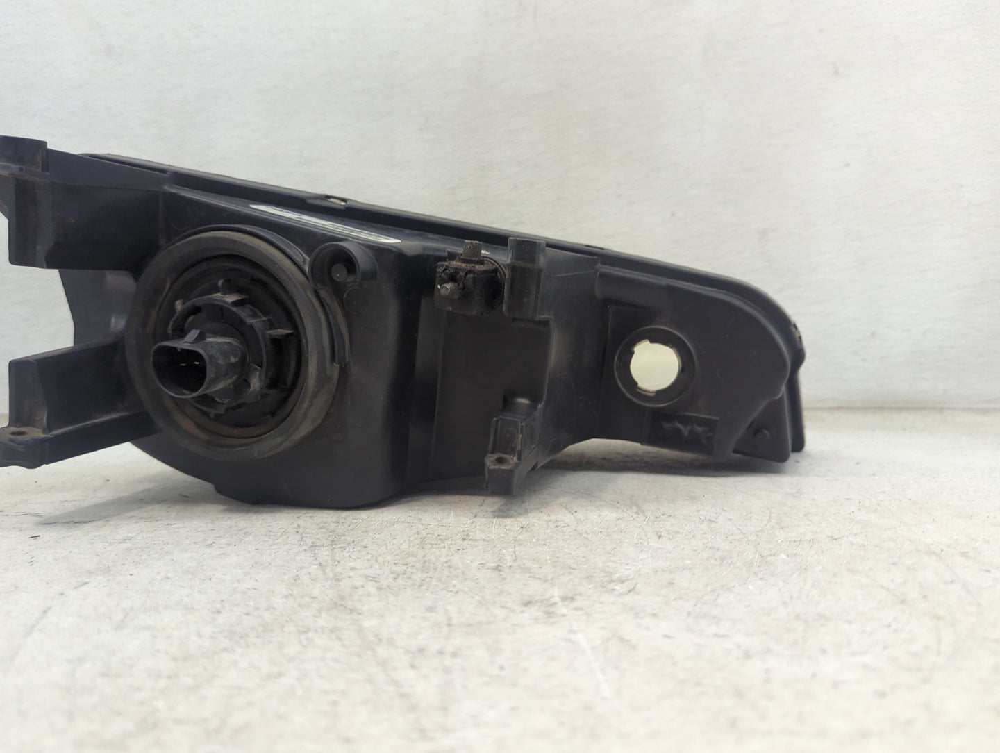 2003-2005 Saturn Ion Driver Left Oem Head Light Headlight Lamp - Oemusedautoparts1.com